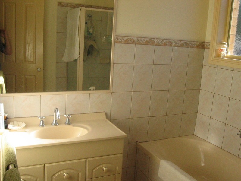 3/9  Cathcart St, Maidstone VIC 3012