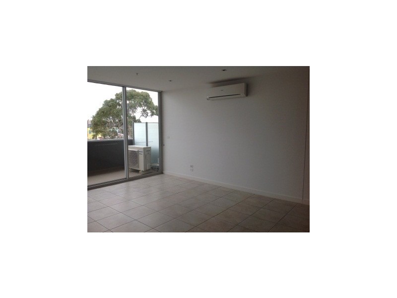 28/12 Crefden Street, Maidstone VIC 3012