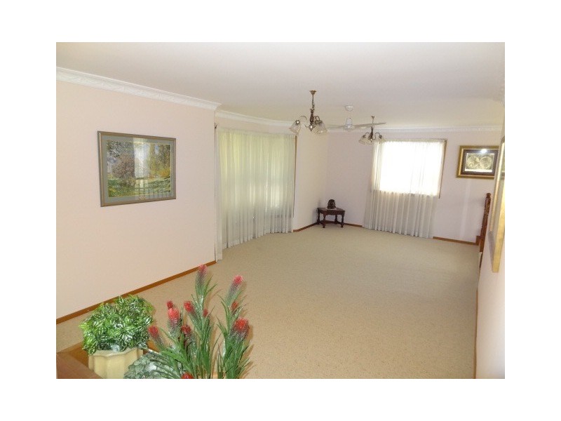 17 Fooks Street, Carindale QLD 4152