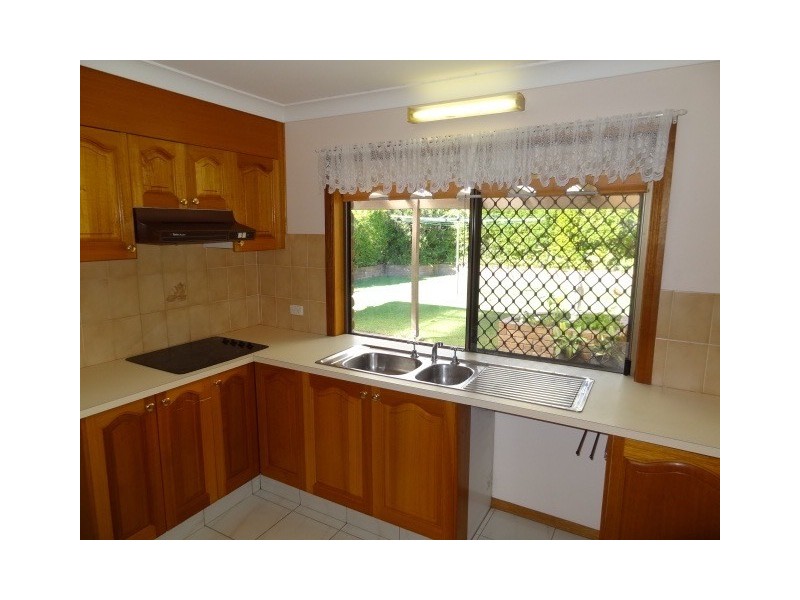 17 Fooks Street, Carindale QLD 4152