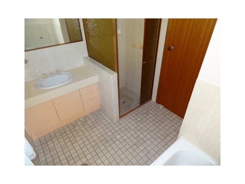 17 Fooks Street, Carindale QLD 4152