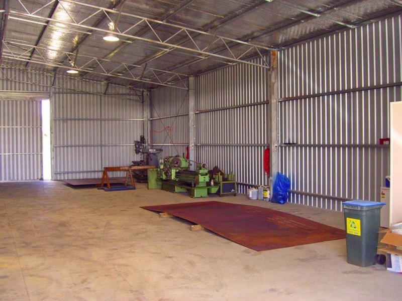 4 Bridge Street, Hamilton VIC 3300