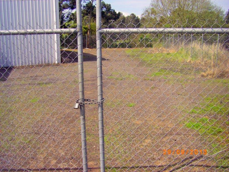 4 Bridge Street, Hamilton VIC 3300