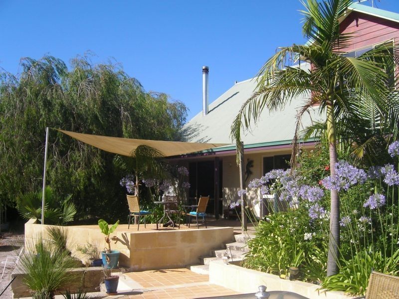 50 Adams Road, Mariginiup WA 6065