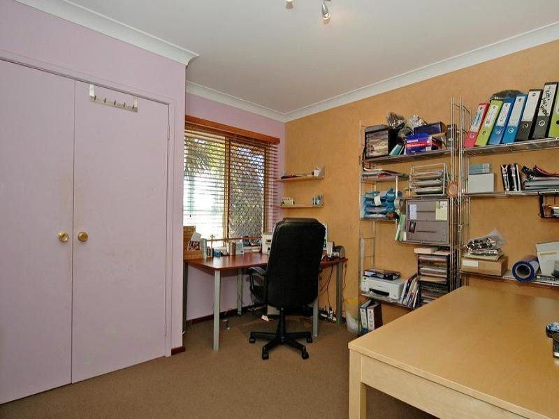 50 Adams Road, Mariginiup WA 6065