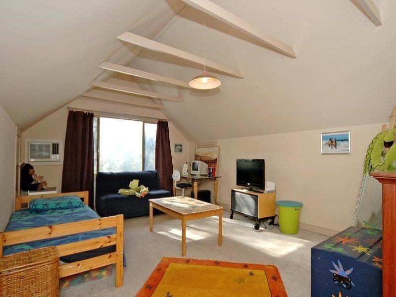 50 Adams Road, Mariginiup WA 6065