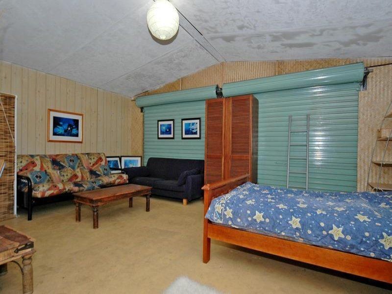 50 Adams Road, Mariginiup WA 6065