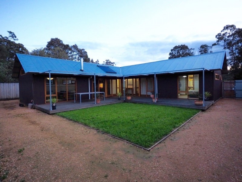 60 Fryers Road, Chewton VIC 3451