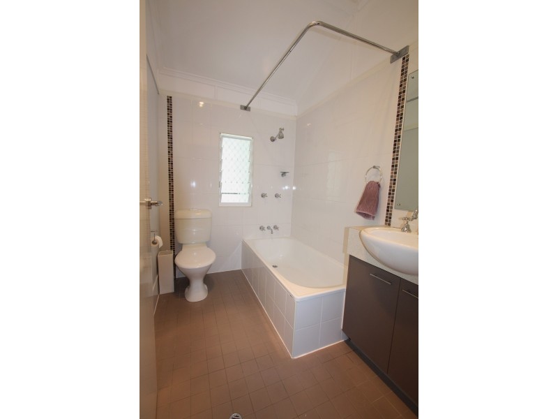 228 Stanley Road, Carina QLD 4152