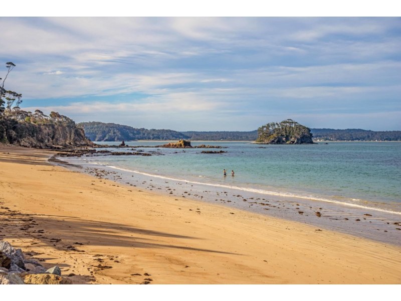 96 Clyde Road, North Batemans Bay NSW 2536