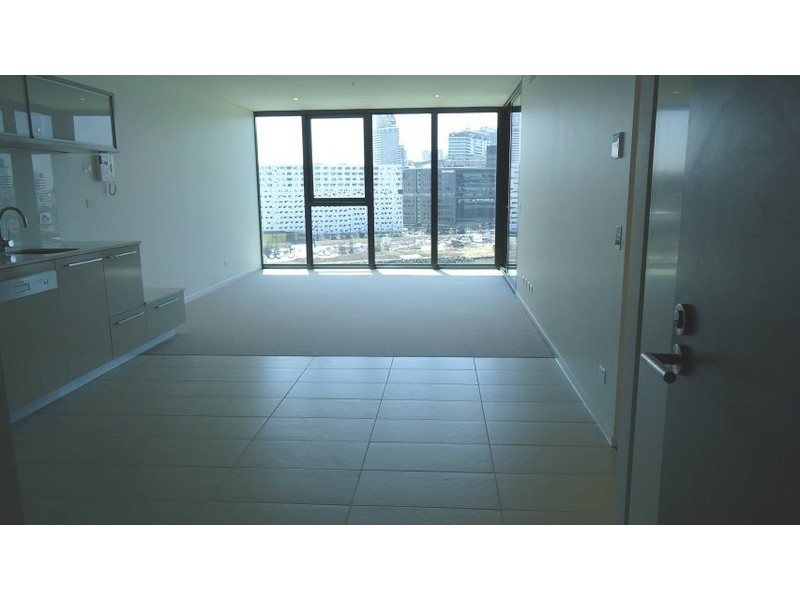 1005/1 Point Park Crescent, Docklands VIC 3008