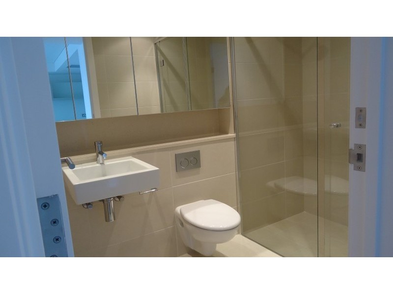 1005/1 Point Park Crescent, Docklands VIC 3008