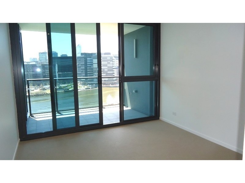 1005/1 Point Park Crescent, Docklands VIC 3008