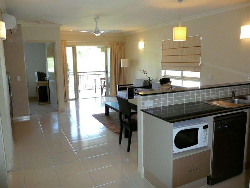 12 Gregory Street, Westcourt QLD 4870