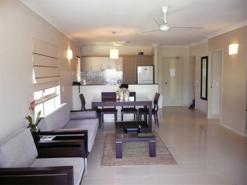 12 Gregory Street, Westcourt QLD 4870