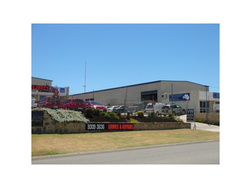 2/33 DELLAMARTA ROAD, Wangara WA 6065