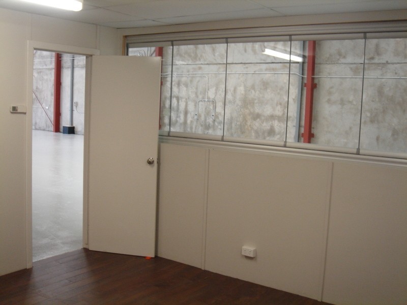 2/33 DELLAMARTA ROAD, Wangara WA 6065