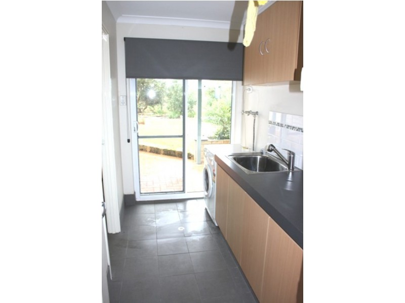 10  Lipscombe Place, Golden Bay WA 6174