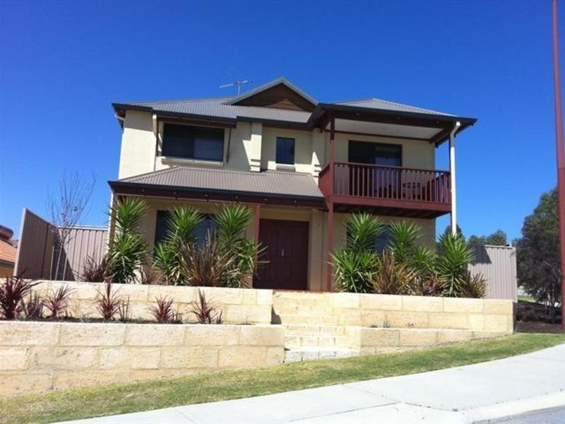 32 Boscastle Way, Darch WA 6065