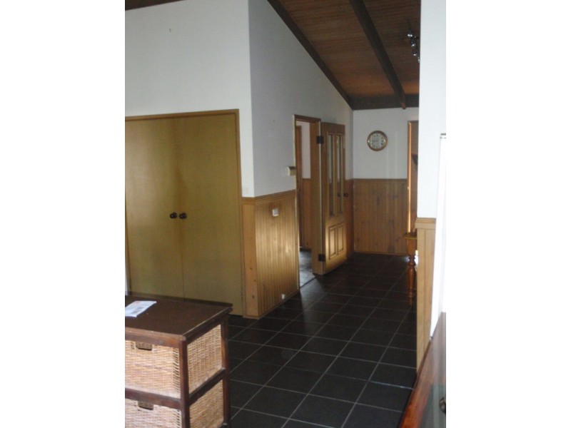 460 Mountain Highway, Wantirna VIC 3152