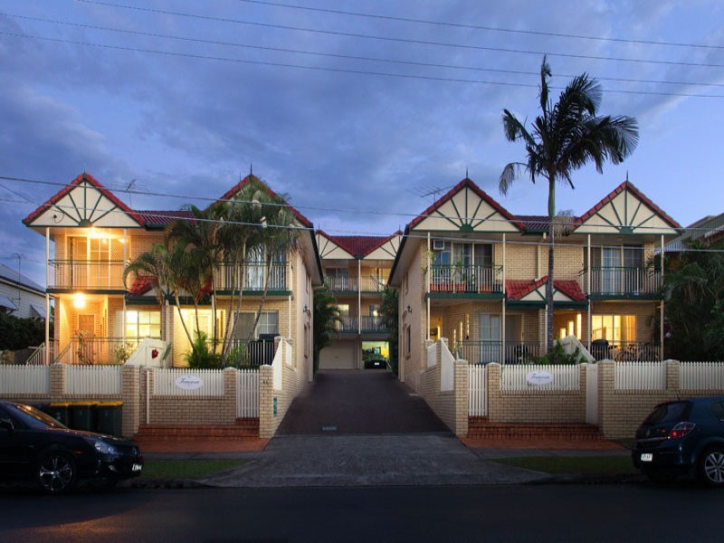 4/43 Ninth Avenue, Coorparoo QLD 4151