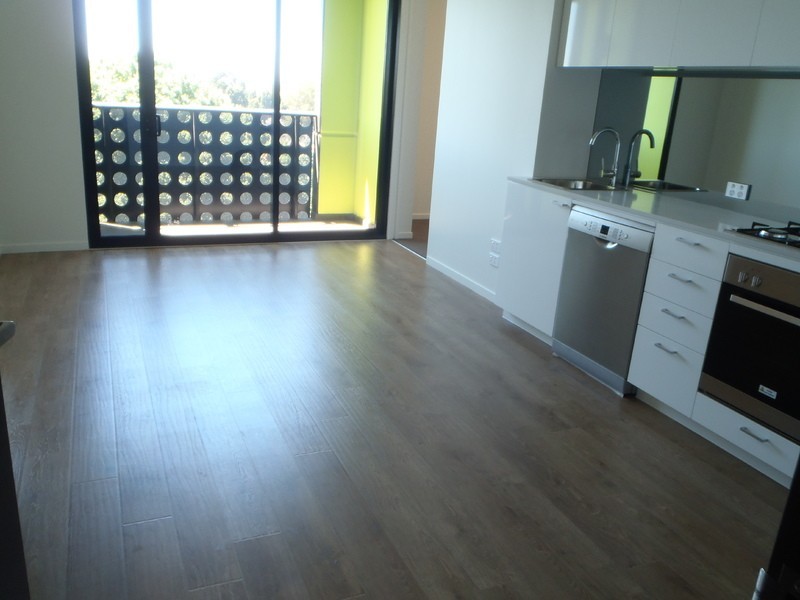 402N1/81 Cemetery Road East, Carlton South VIC 3053