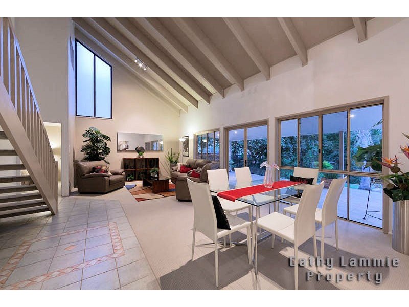 37 MANDALAY STREET, Fig Tree Pocket QLD 4069