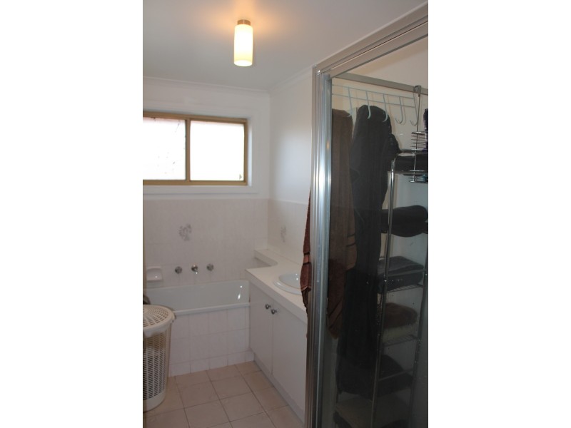 2/373 Geelong Road, Kingsville VIC 3012