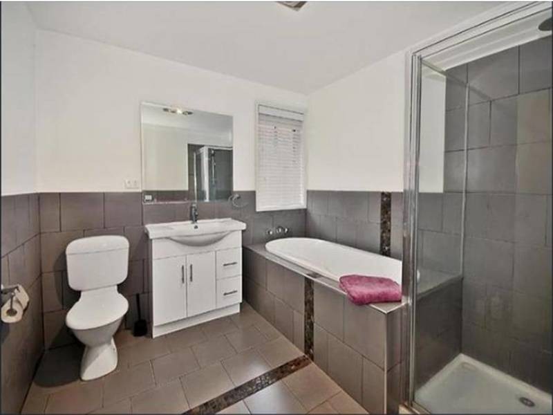 93 Sterling Drive, Keilor East VIC 3033