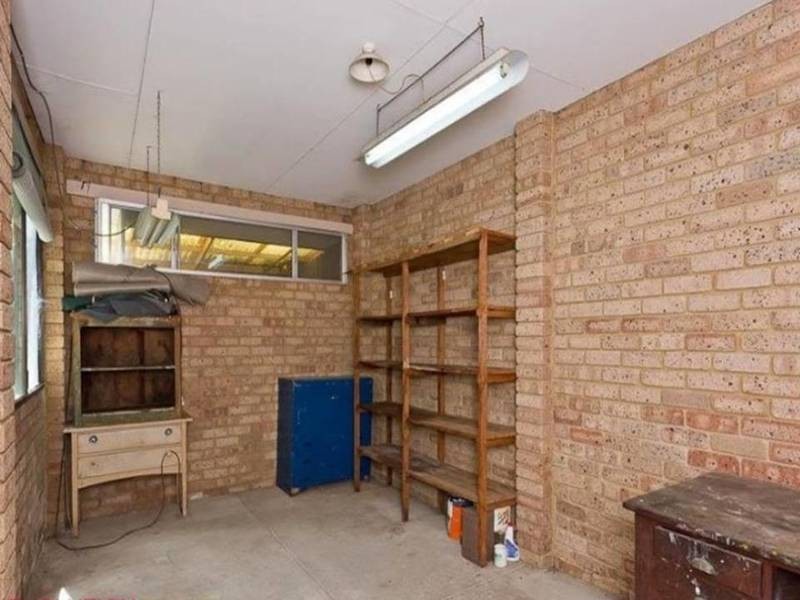 2 Atkins Road, Applecross WA 6153