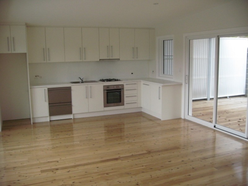 54 (Rear) Curl Curl Parade, Curl Curl NSW 2096