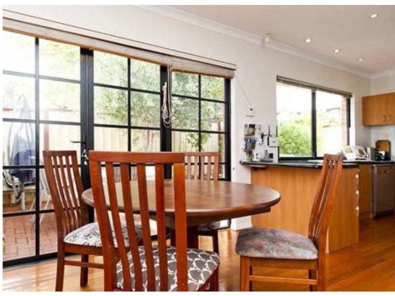 2/34 Pollard Street, Glendalough WA 6016