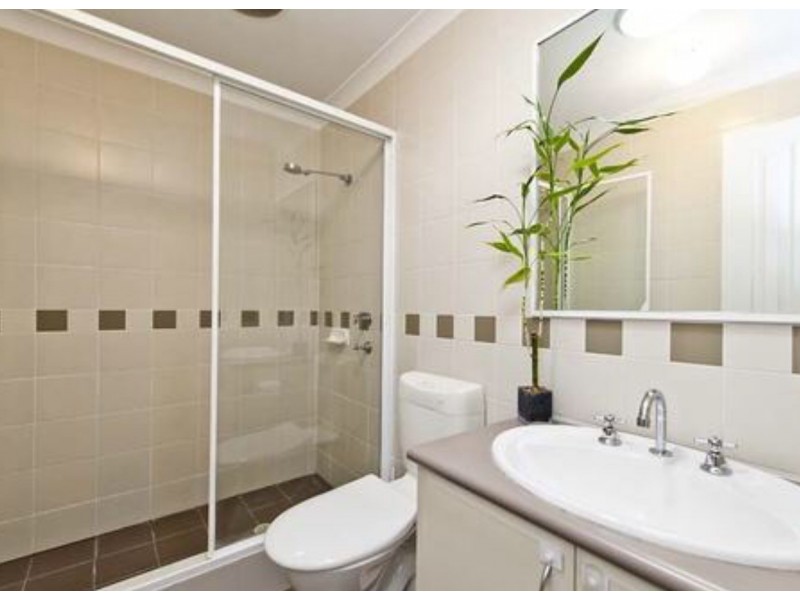 2/34 Pollard Street, Glendalough WA 6016