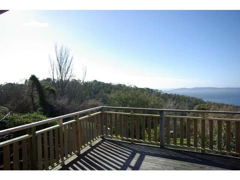 11 Lynden Road, Bonnet Hill TAS 7053