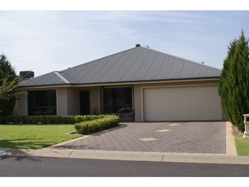 4 Ashlundie Crescent, Dubbo NSW 2830