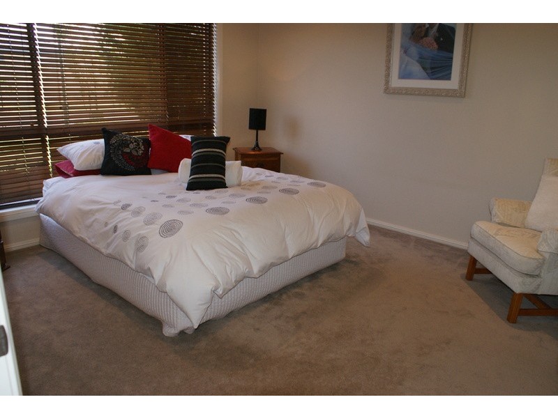 4 Ashlundie Crescent, Dubbo NSW 2830