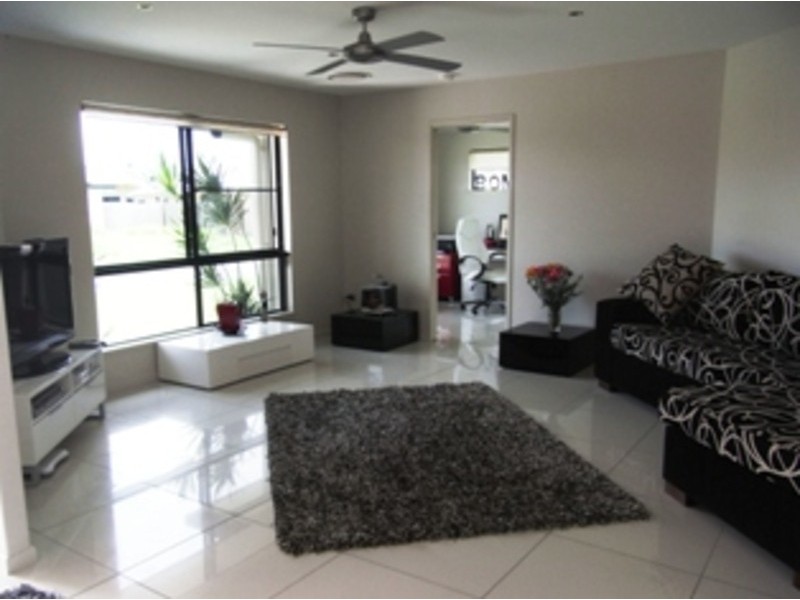 8  Duranbah Circuit, Blacks Beach QLD 4740