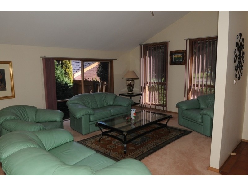 17 Mossdale Court, Templestowe VIC 3106