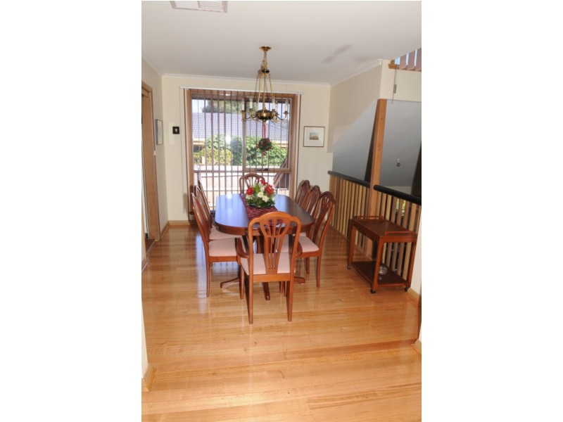 17 Mossdale Court, Templestowe VIC 3106