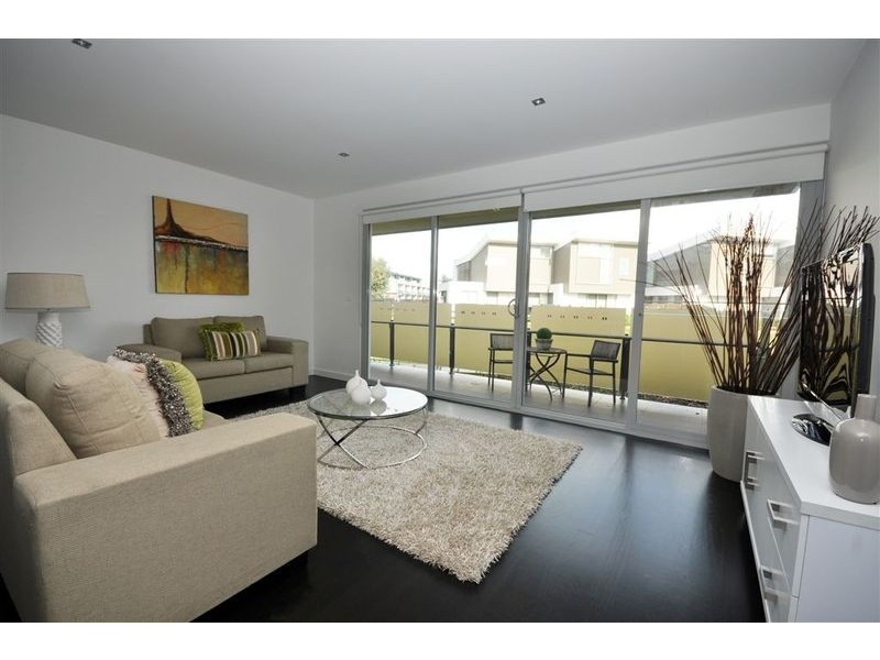24 Magnolia Path, Maidstone VIC 3012