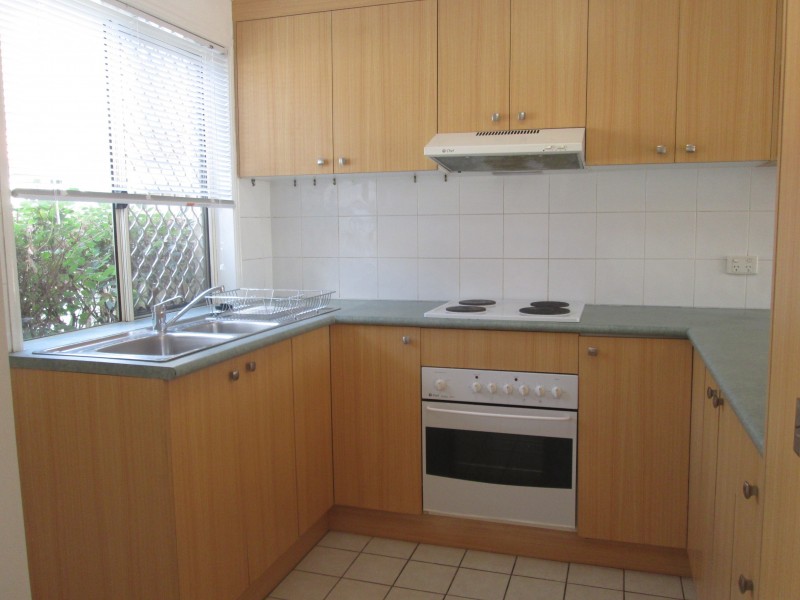 3/2 BLACKBURN STREET, Moorooka QLD 4105