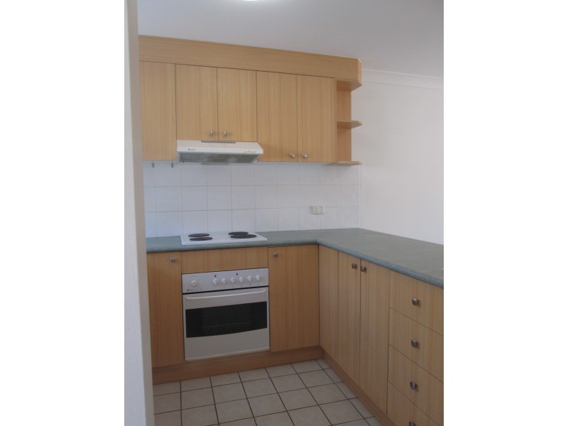 3/2 BLACKBURN STREET, Moorooka QLD 4105