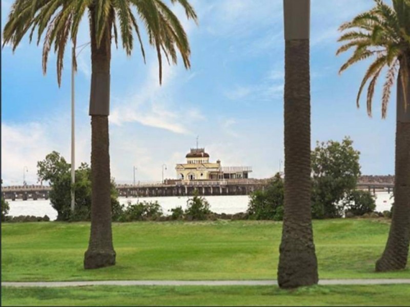 26 Loch Street, St Kilda West VIC 3182