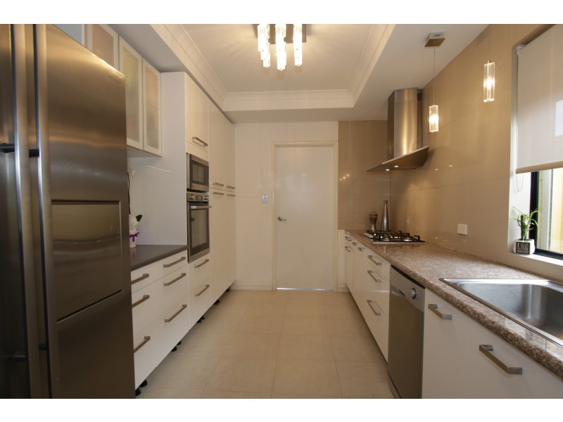 3/8 Palmer Place, Embleton WA 6062