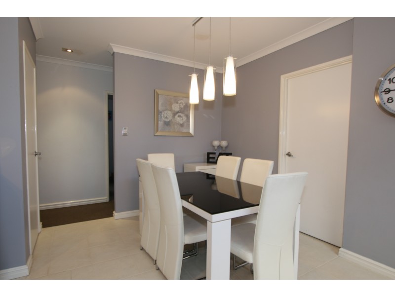 3/8 Palmer Place, Embleton WA 6062