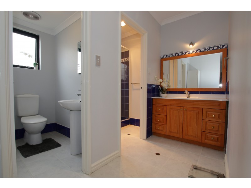 3/8 Palmer Place, Embleton WA 6062