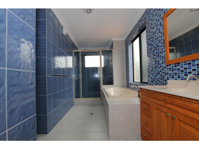 3/8 Palmer Place, Embleton WA 6062