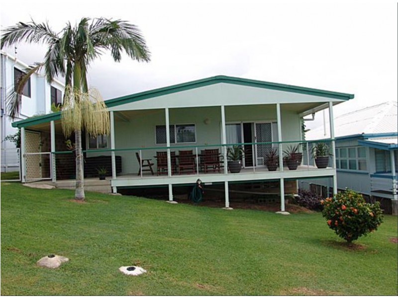 19 Ocean Parade, Cooee Bay QLD 4703