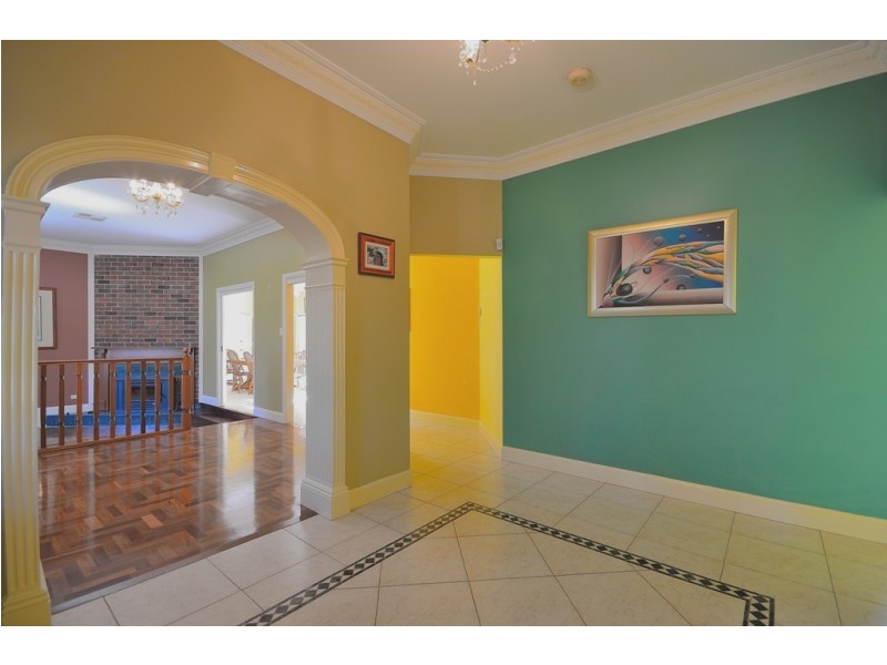 215 Capitol Hill Drive, Mount Vernon NSW 2178