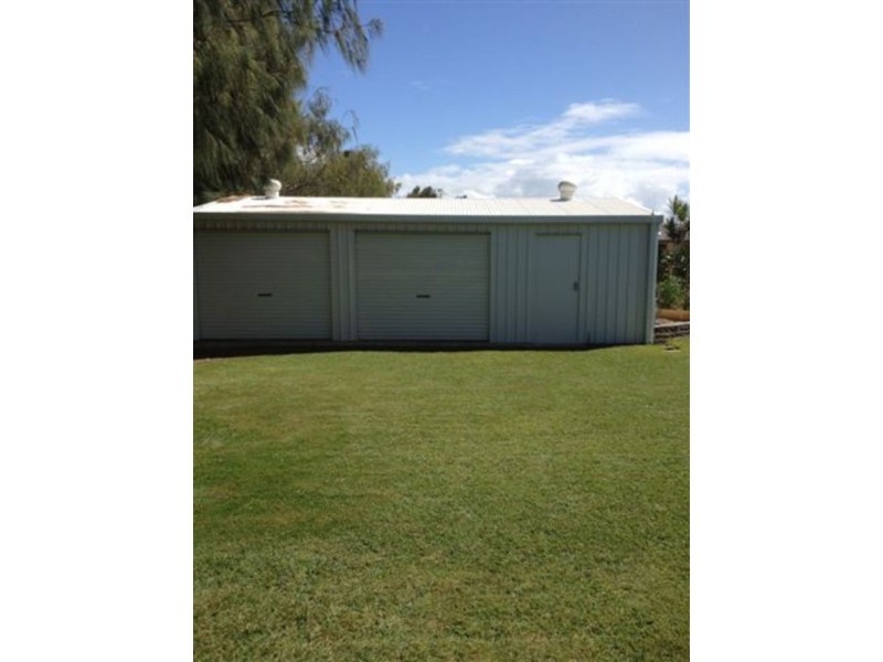 178  Barolin Esplanade, Coral Cove QLD 4670